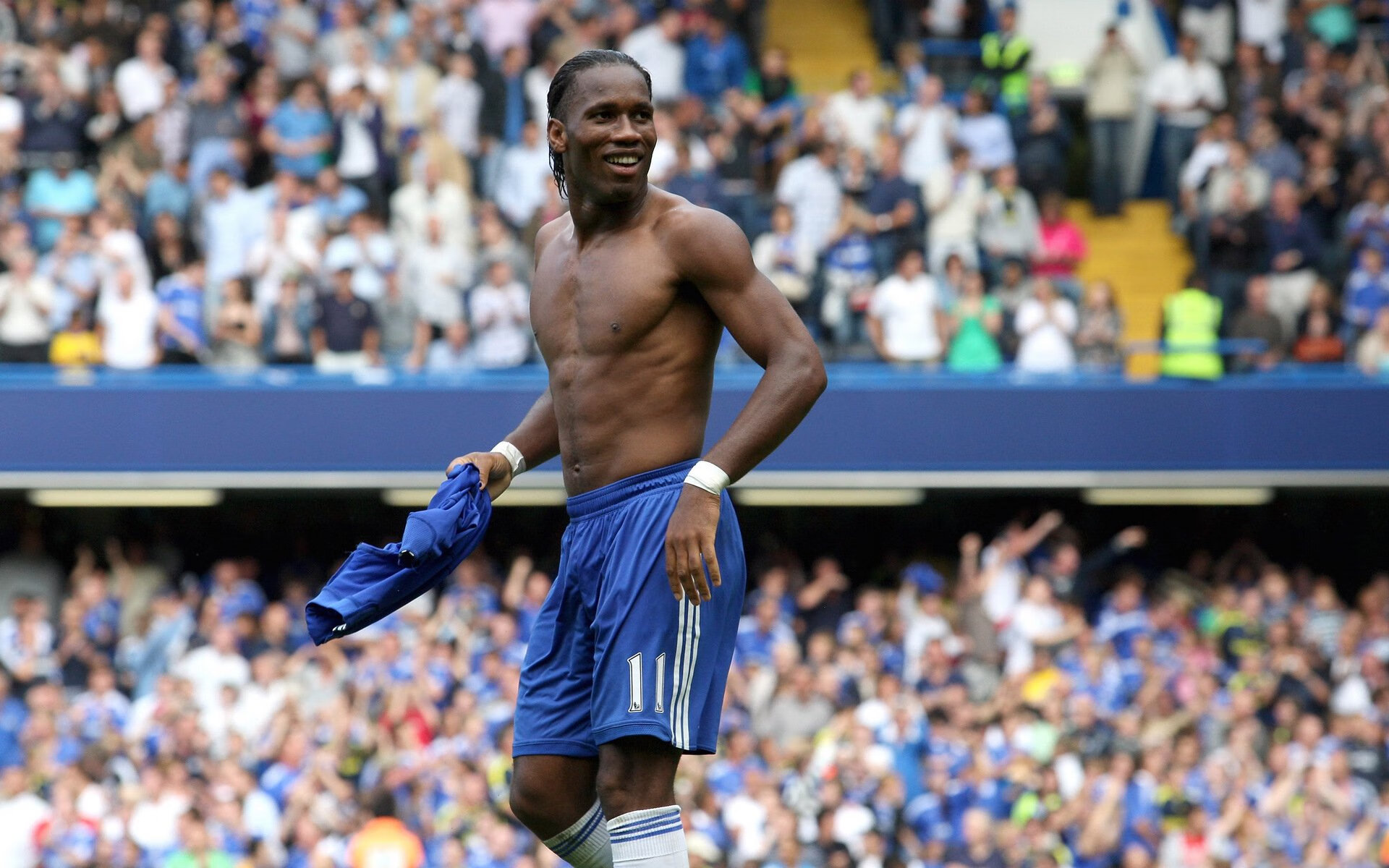 中乙联赛试点统一球员训练着装增强职业规范意识，中乙球员什么要求